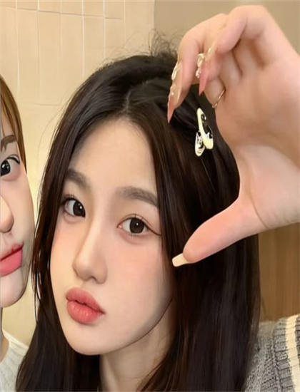 拍摄现场直击我们的世界：文化的传统元素与现代诠释 认识电影工业的运作机制